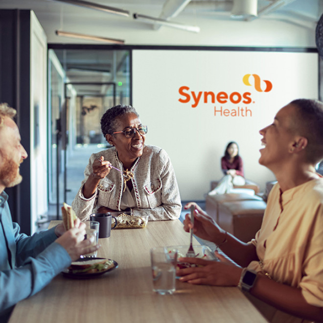 syneos employees eating lunch 
